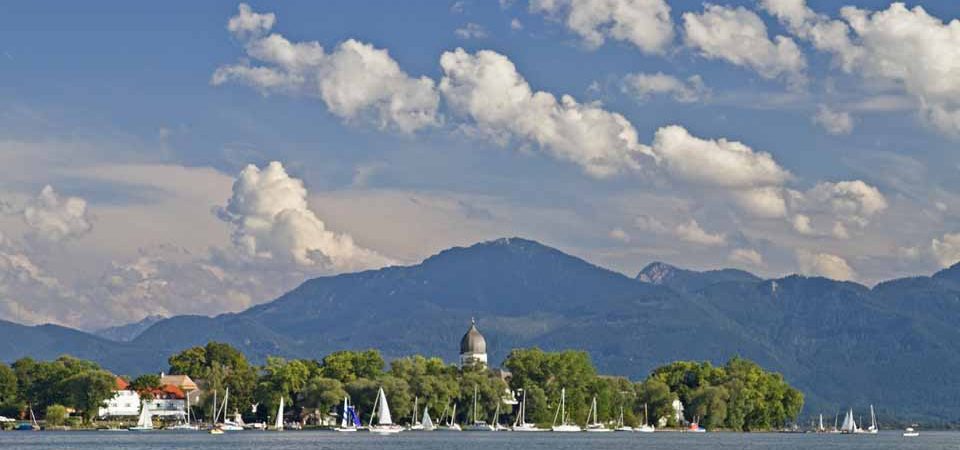 Grundstück am Chiemsee-vermittelt durch Zinshaus Oberbyern